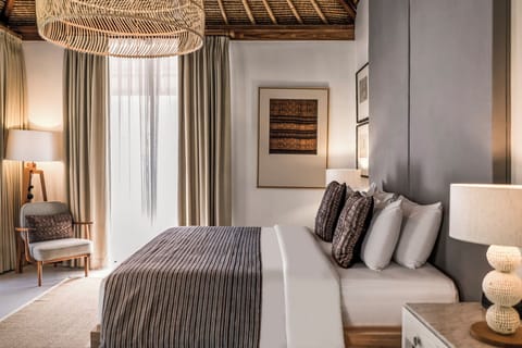 One Bedroom Retreat Escape | Iron/ironing board, free WiFi, bed sheets