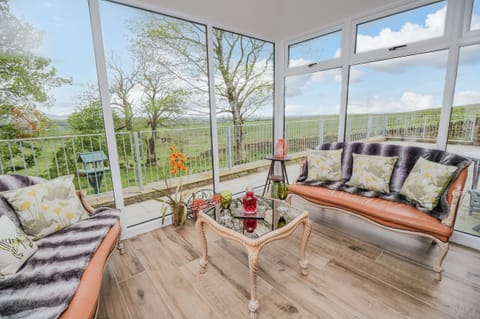 Cottage | Front of property