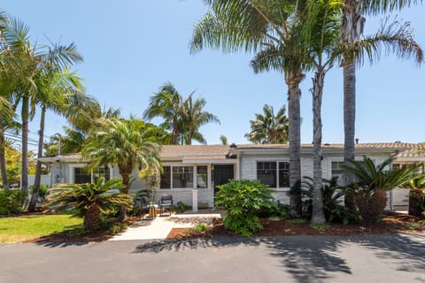 Come join in on the fun-- & Keep Leucadia Funky!!