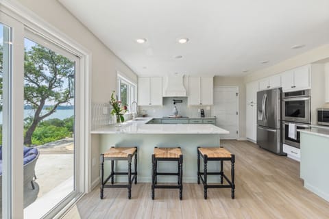 Fully stocked kitchen