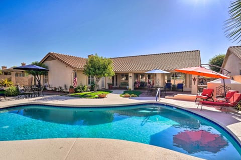 Peoria Vacation Rental | 5BR | 2BA | Step-Free Access | 2,667 Sq Ft