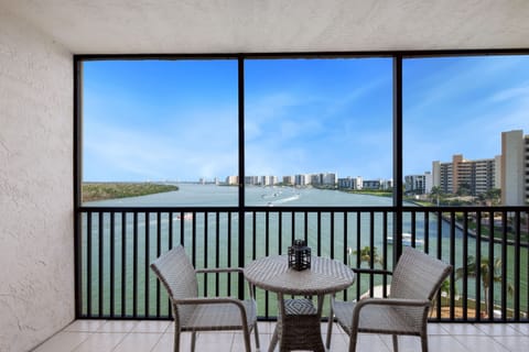 Direct Bay View