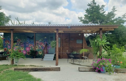 Wildflower Retreat