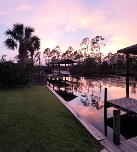 Enjoy the beautiful sunset from the yard. 