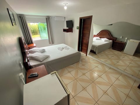 Soundproofing, free WiFi, bed sheets