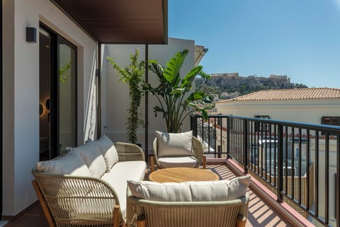 Deluxe Studio Suite | Terrace/patio