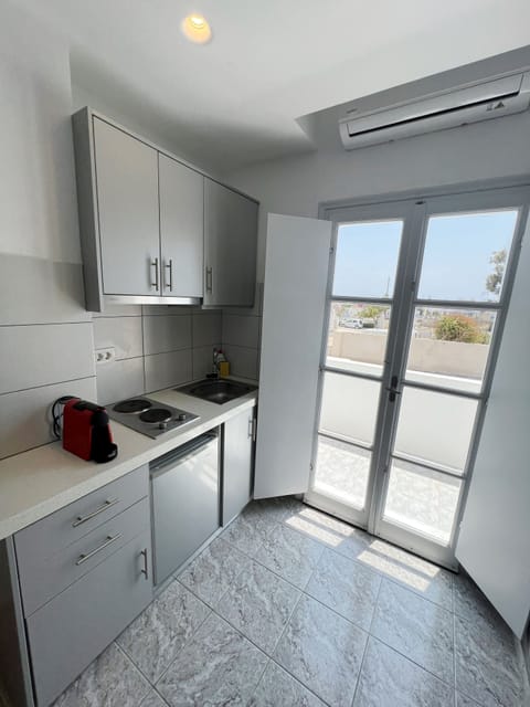 Standard Studio | In-room safe, desk, free WiFi, bed sheets