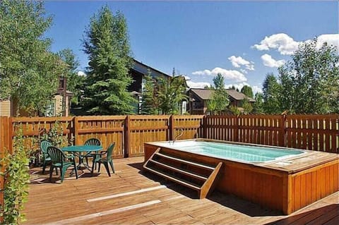 Extra Large Hot Tub open Winter and Summer.