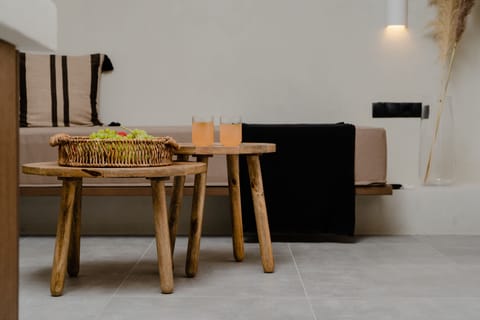 Executive Suite | Free WiFi