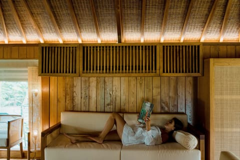 Premium bedding, pillowtop beds, minibar, in-room safe