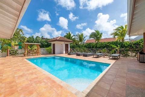 Holiday Home Swimming Pool