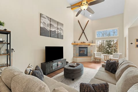 113 Burgundy Circle.