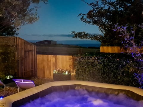 Cottage | Pool