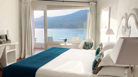 Superior Room, 1 Bedroom, Sea View | Premium bedding, Select Comfort beds, minibar, in-room safe