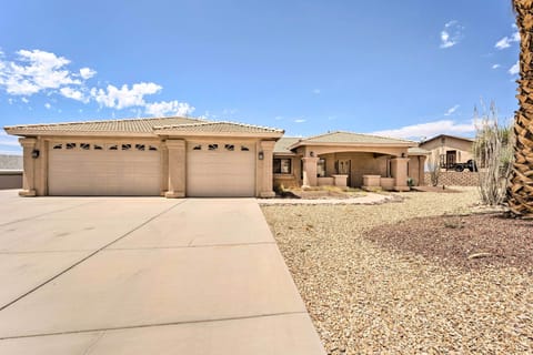 Lake Havasu City Vacation Rental | 3BR | 3BA | 1,538 Sq Ft | Step-Free Access