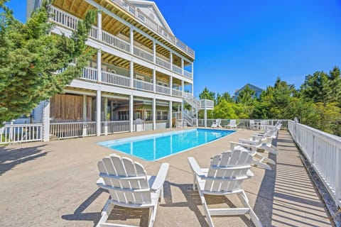 Surf or Sound Realty - 1031 - Spittin Kitty - Pool Area -3