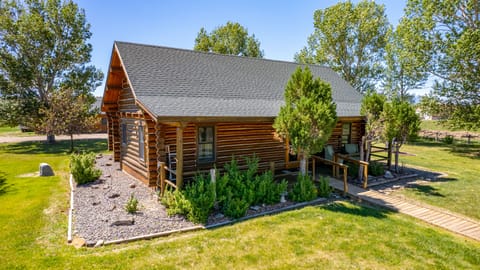 Welcome to Cozy Cabin! Conveniently located just minutes from Cody in a secluded retreat setting