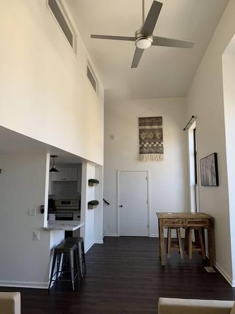 57cac66a 103b 416c ad8b fc10c0d0d4f0