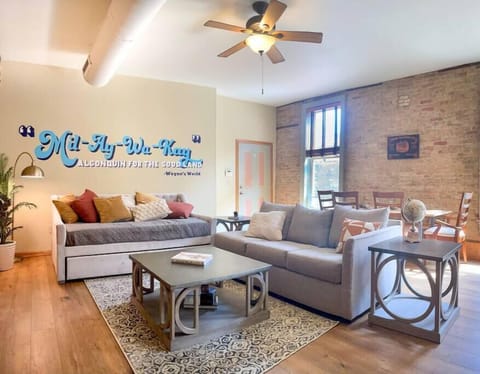 76ec04f7 35cc 4102 9fc1 026d1759810e