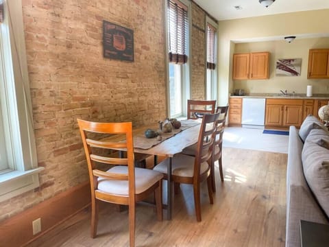 80a0e25c 03a1 401e be64 c059a5954d44