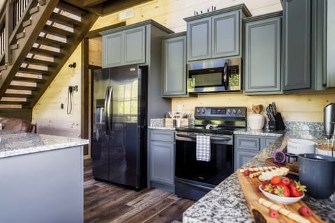 Feeling like a chef in this fully-equipped kitchen