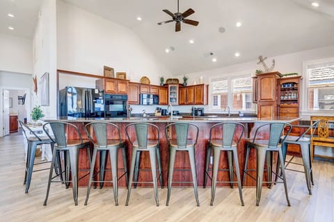 Top-Level Kitchen with Bar (seats 8)