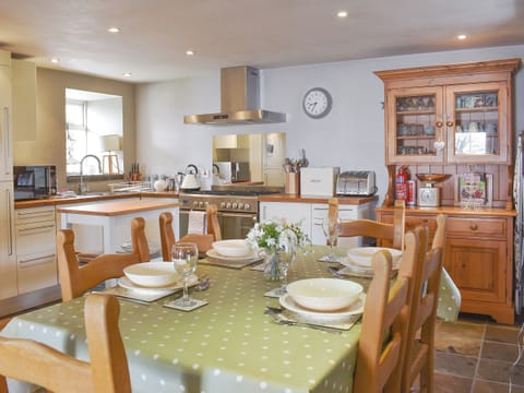 Fantastic kitchen/ dining area | Seaview, Corrie, Isle of Arran