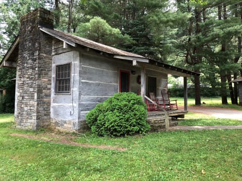 Cabin 1, Mountain View 