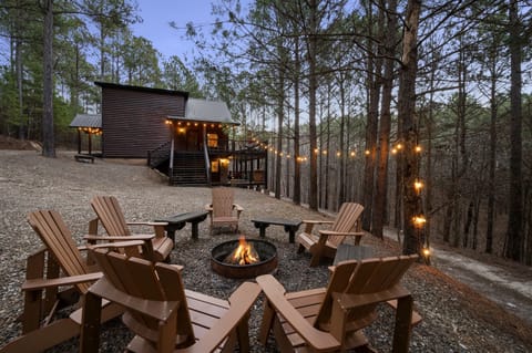 Autumn Pointe Cabin, Broken Bow, OK.