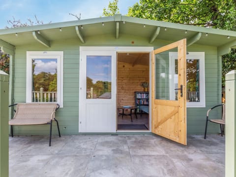 Exterior | Bay View, Brodick