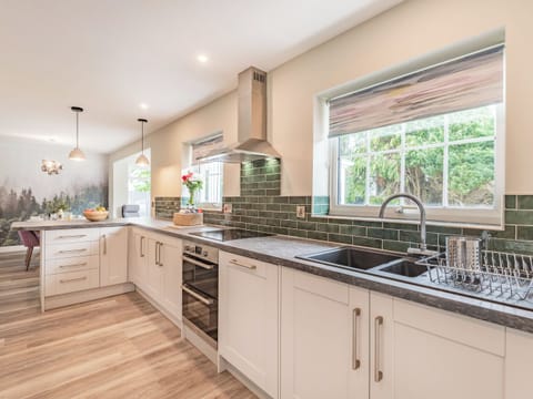 Kitchen | Pennant, Llanerfyl, near Welshpool