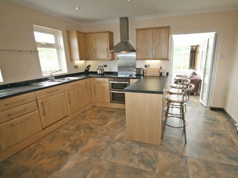 Nyumbani, Carbost, Isle of Skye