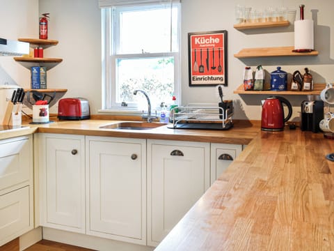 Kitchen | Oakwood Cottage, Glencoe