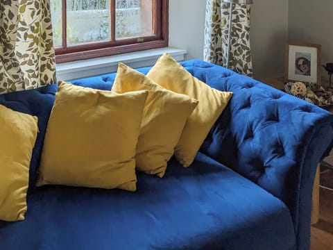 Living room | Brough Hall, Paisley