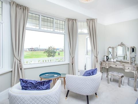 Double bedroom | Russell House, Paignton