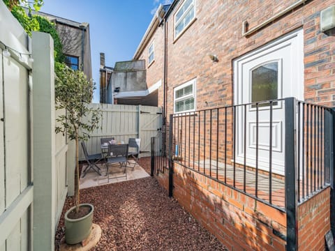 Outdoor area | Chapel View, Alnwick