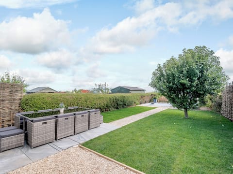 Garden | White Stag Cottage, Bamburgh