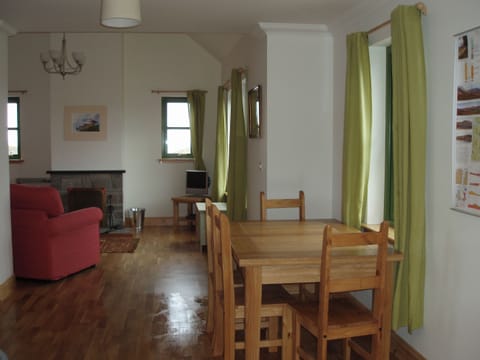 Taigh Uaine, Achnacarnin near Lochinver