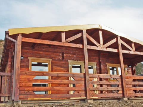 White Springs - Oak Lodge, Pontardulais, Swansea