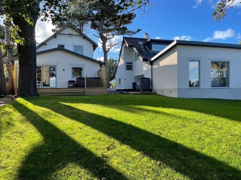 The Pines Rear Garden