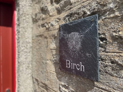 Outdoor area | Birch Cottage - Easter Dalziel Farm Cottages, Dalcross