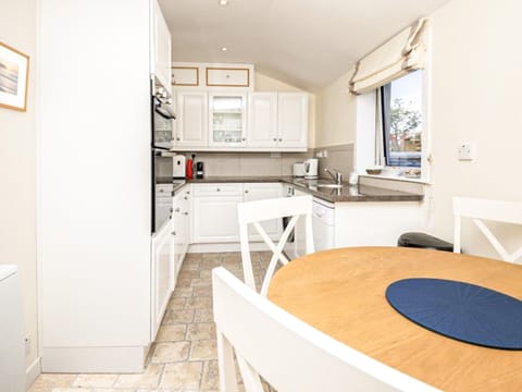 Kitchen | Taigh Na Beadan, Isle of Lewis