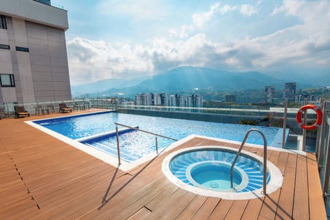 Outdoor pool, sun loungers