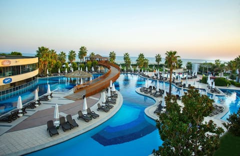 Indoor pool, 4 outdoor pools, pool umbrellas, sun loungers