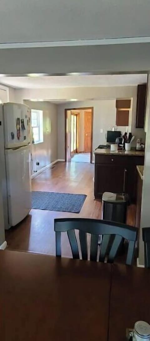 Dining area looking into Kitchen 
