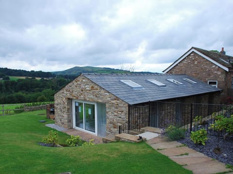 Shallcross Hall Cottages - Toddbrook, Whaley Bridge near Buxton
