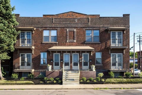 Located in this elegant 4-plex