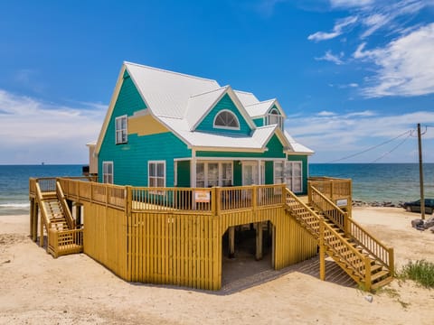 House, 4 Bedrooms | Exterior