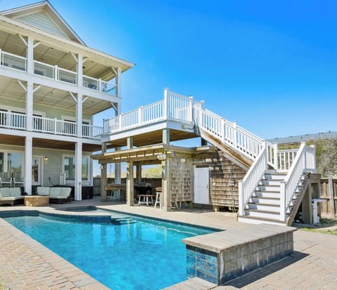 Rear exterior of Happy Sol! Private Pool, Kiddie Pool, Hot Tub, & More!