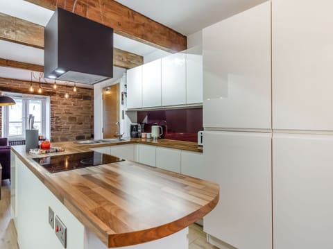 Fridge, dishwasher, electric kettle, toaster